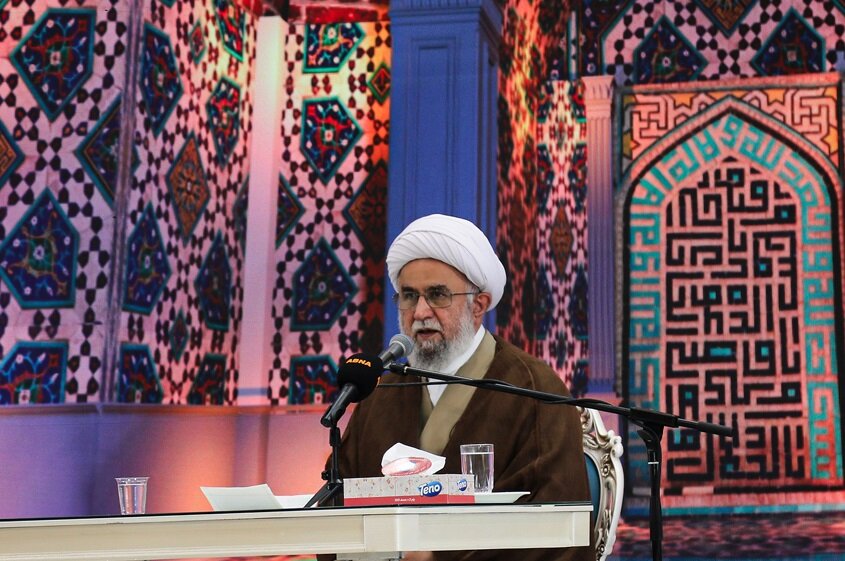 تحسین دبیرکل مجمع جهانی اهل‌بیت(ع) از مسابقات قرآنی «ورتل» شبکه ثقلین/ آیت‌الله رمضانی: فاصله‌ها را با قرآن و عترت کم کنیم