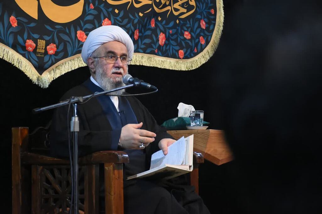 Women, Men Originate from the Same Essence/ Women Can Serve as Spiritual Role Models: Ayatollah Ramazani